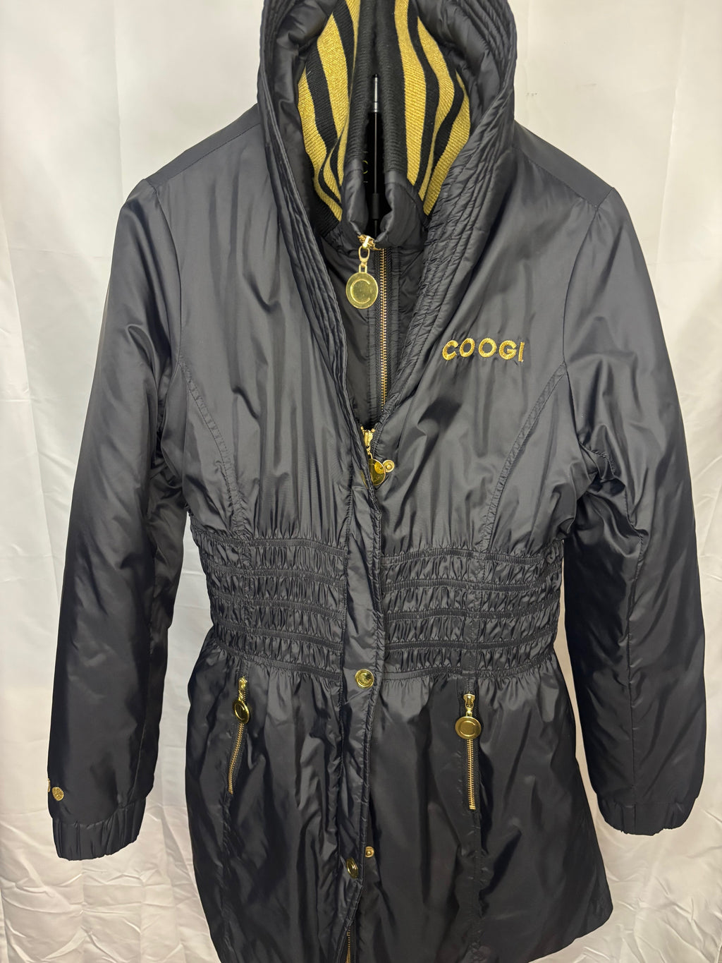 Womens Coogi Puffer Coat - Medium